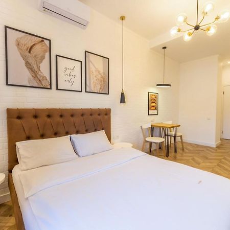 Self Check-In Apartments Kiev Exterior foto